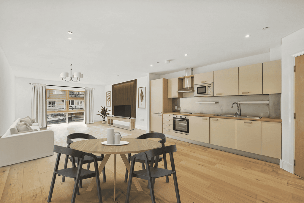 Property photo 3 of 11