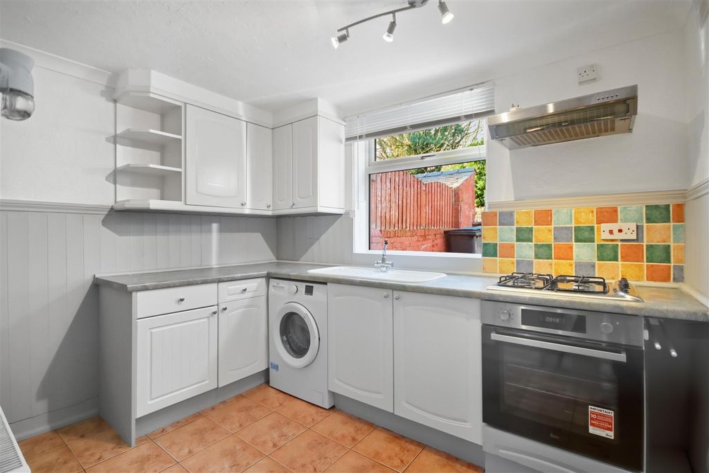 Property photo 2 of 14 New New Kitchen.Jpg