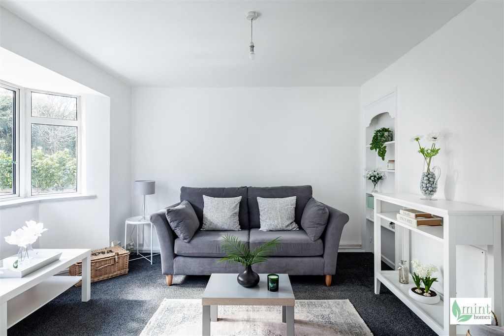 Property photo 2 of 19 Bittams Lane - Watermark-2.Jpg