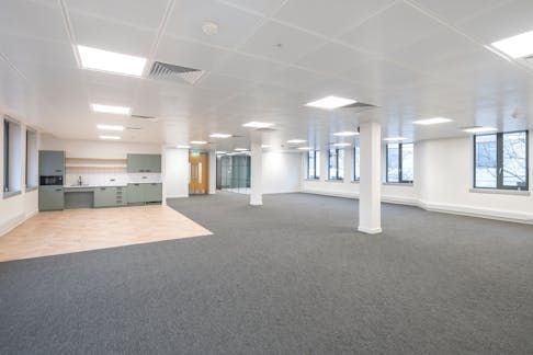 Property photo 3 of 12 28E34Dade1d94De822cc16c43180Eb65-Ah-010.Jpg