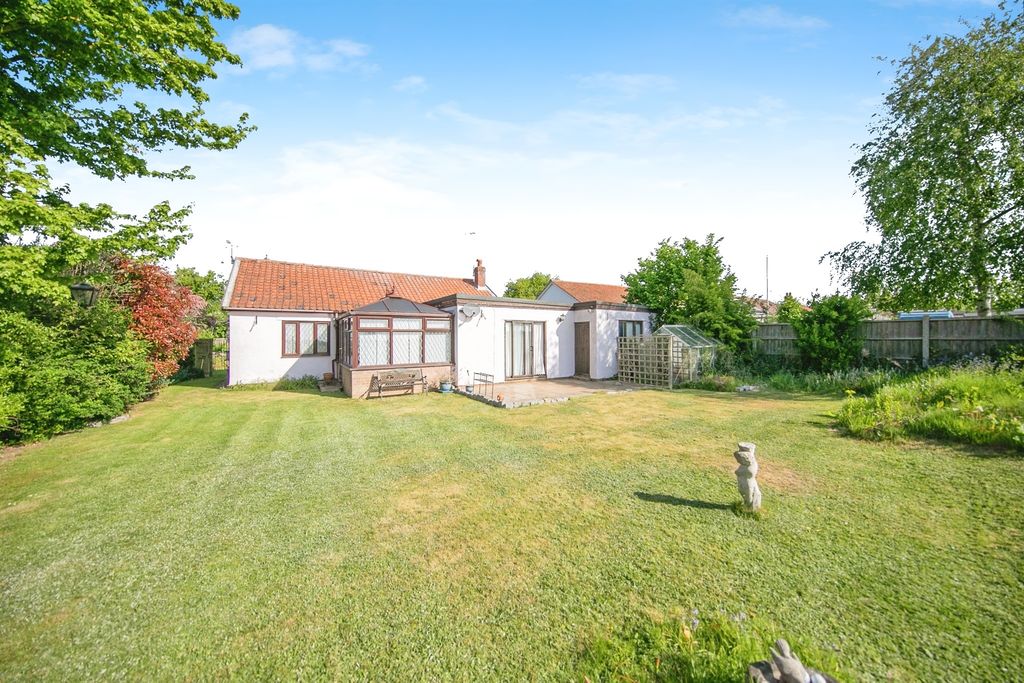 Property photo 1 of 21