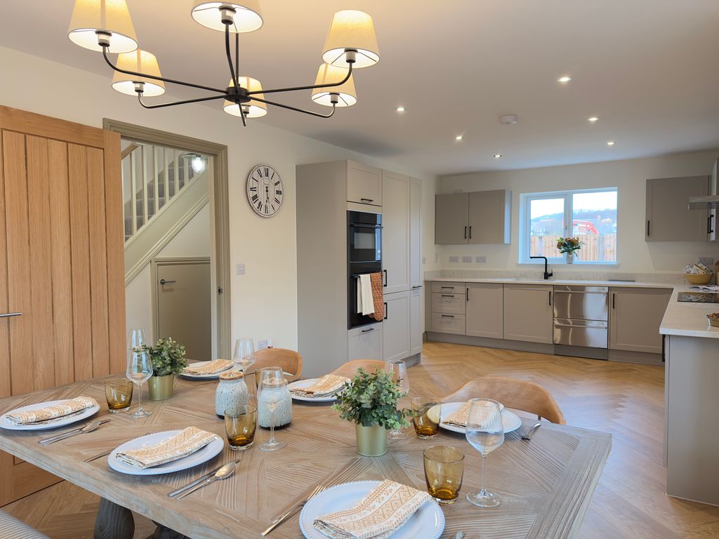 Property photo 3 of 26