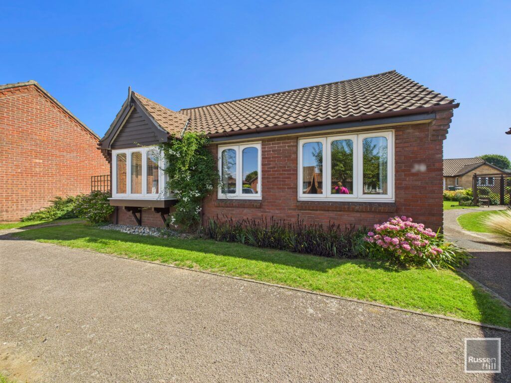 Property photo 1 of 11