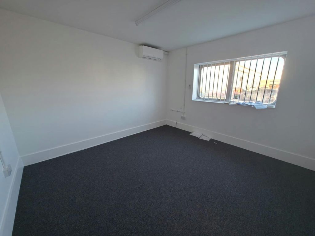 Property photo 3 of 8 Whatsapp Image 2026-02-05 At 4.02.54 Pm (1).Jpeg