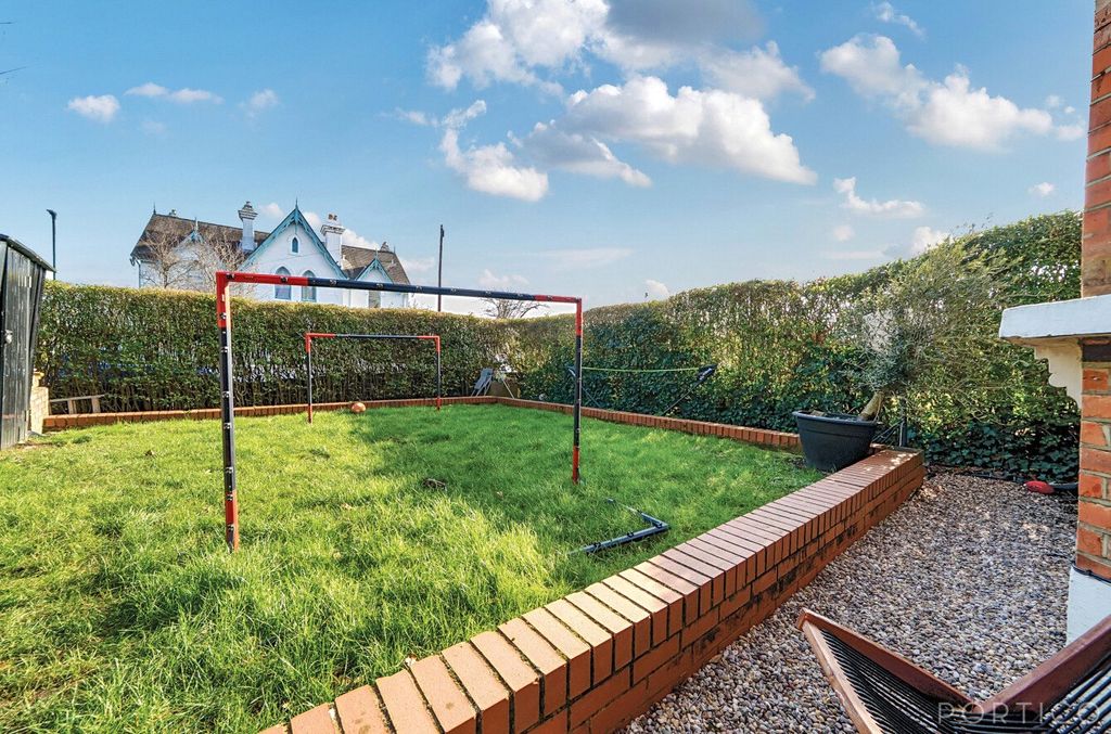 Property photo 2 of 14 Picture No. 35