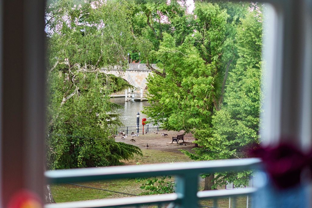 Additional image 8 of 2 bed flat for saleLambourne Court, Ray Mead Road, Maidenhead SL6