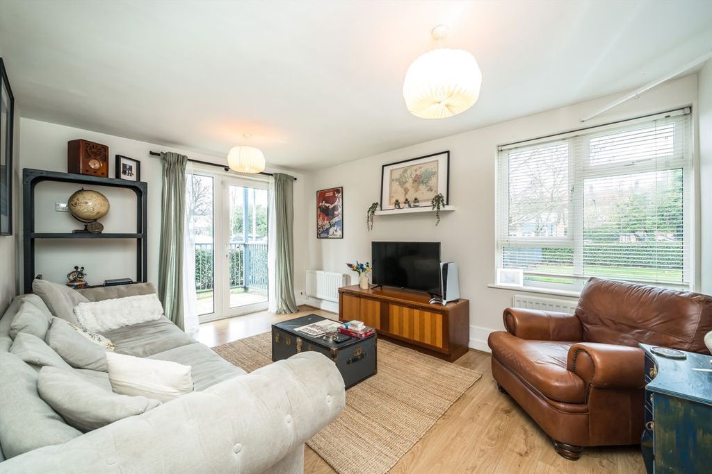 Property photo 2 of 7