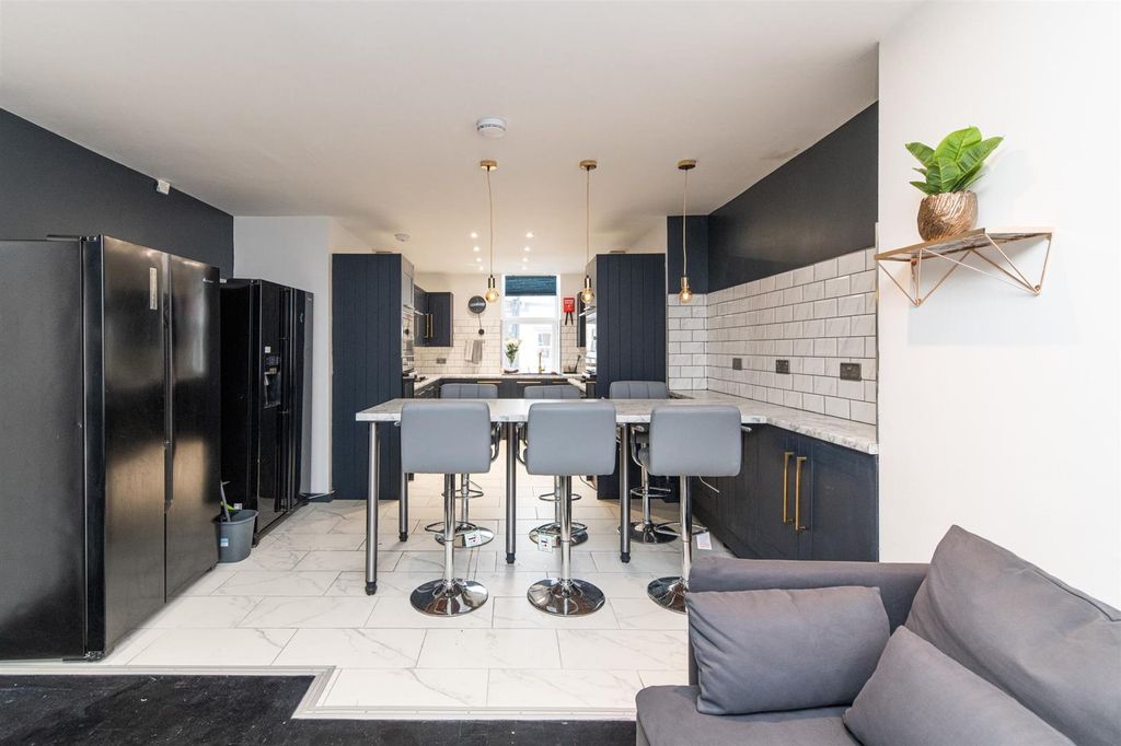 Property photo 1 of 15 6055029E-A358-4Cf1-A27d-51321F03A4F1.Jpeg