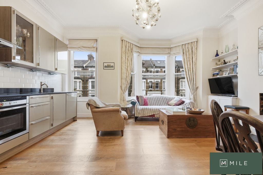 Property photo 3 of 8