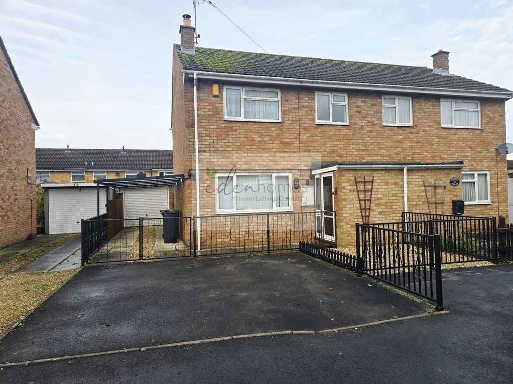 Property photo 1 of 14 Front Main - Copy.Jpeg