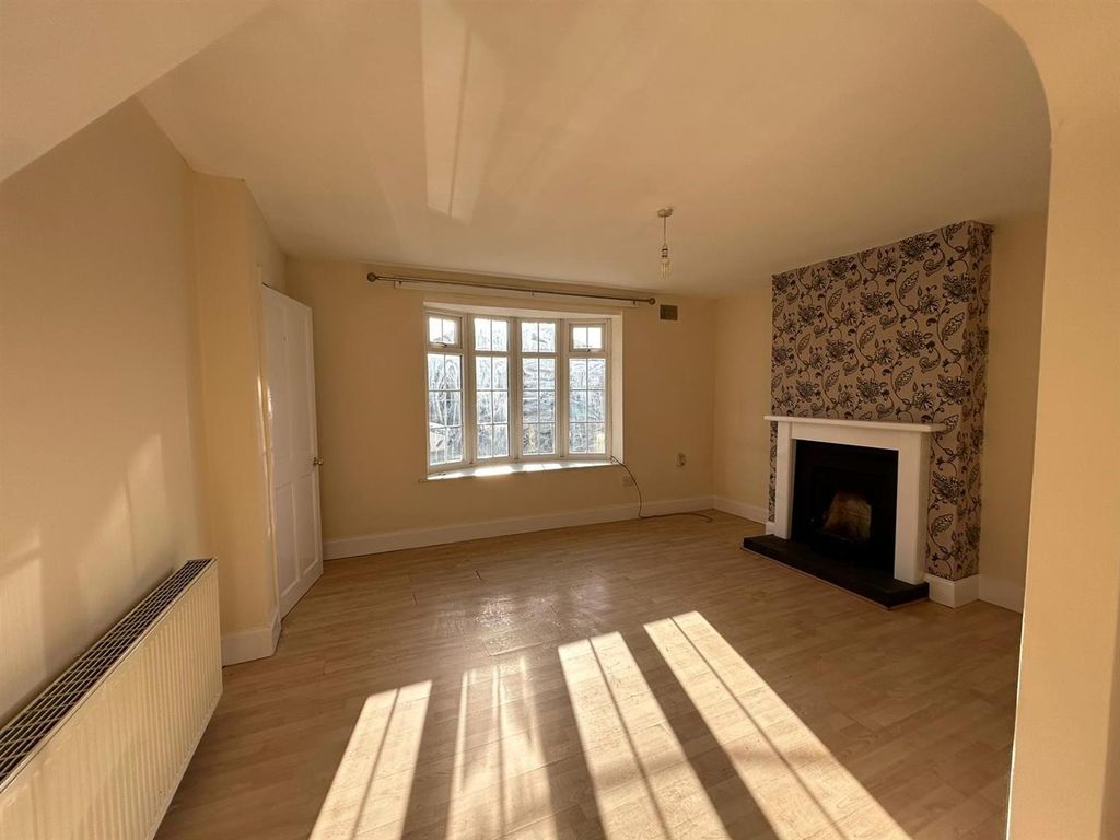 Property photo 3 of 23 Living Room 2.Jpg