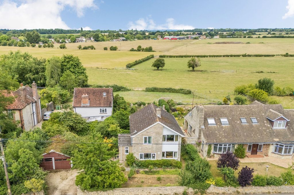 Property photo 1 of 35