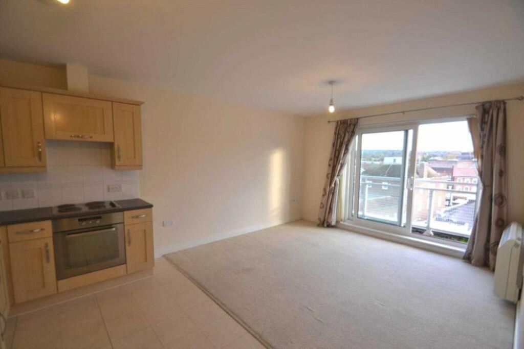 Property photo 3 of 16