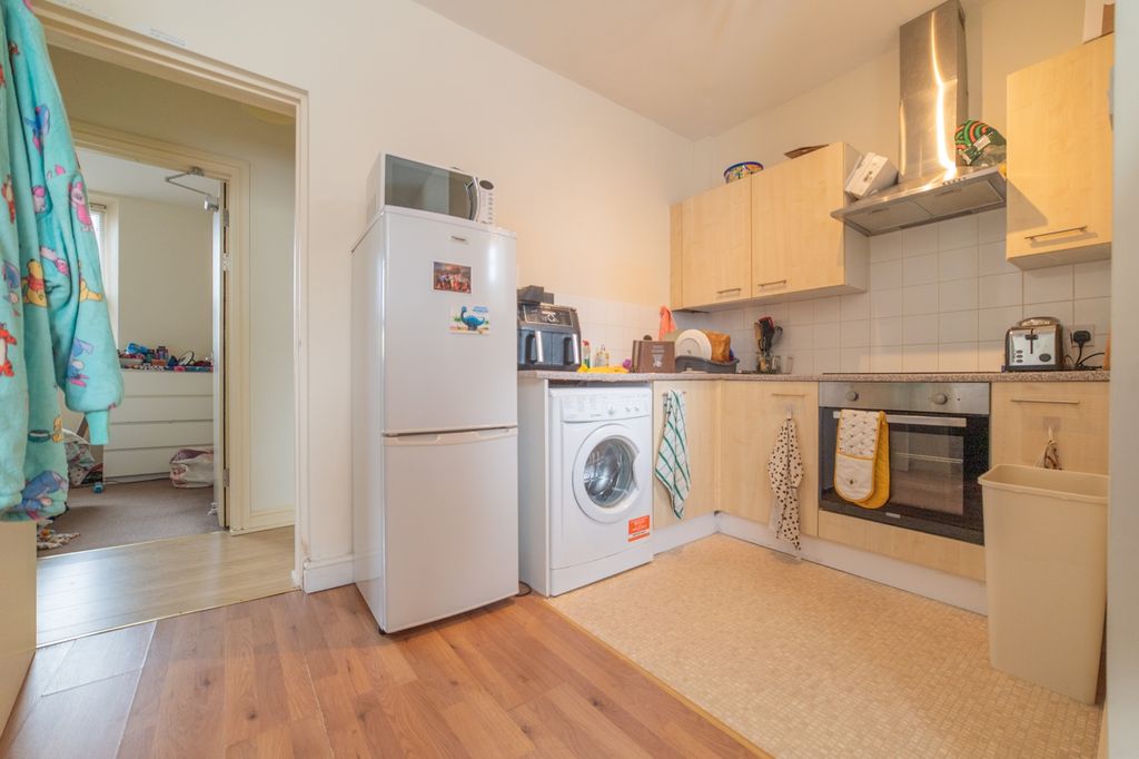 Property photo 3 of 5 Call 02920 668585 To Secure Your Viewing _3