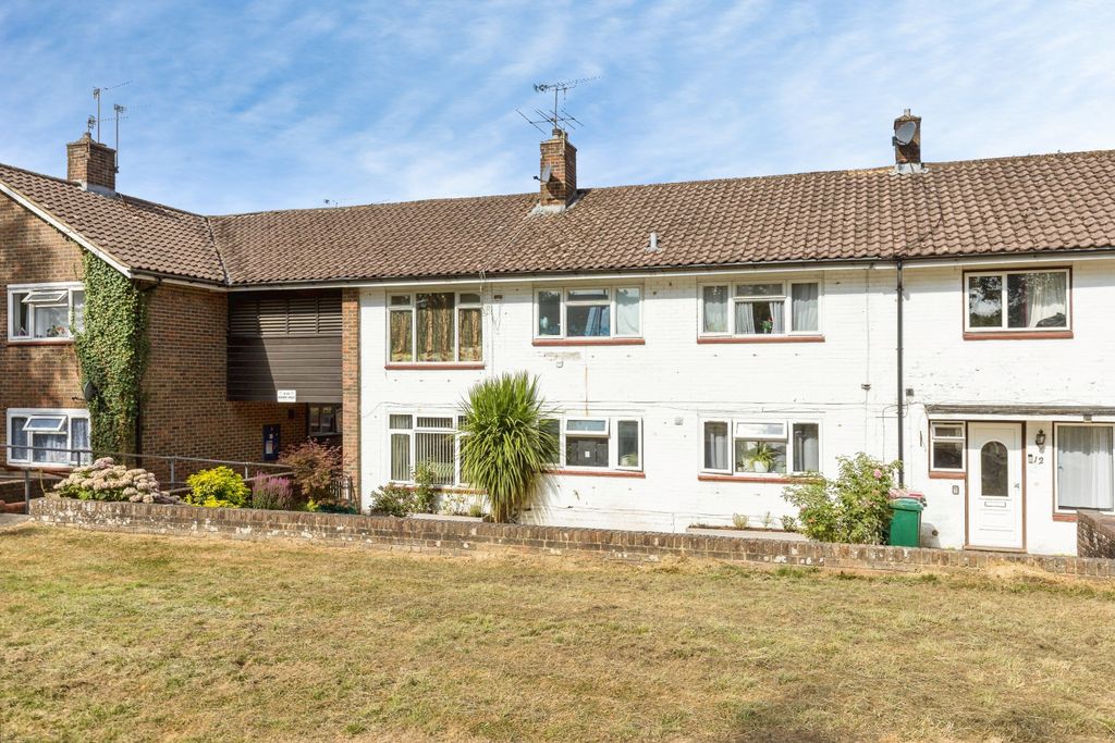 Property photo 1 of 26
