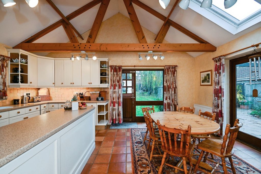 Property photo 1 of 21 Pbox-Img.Jpg