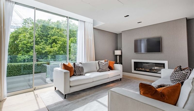 Property photo 3 of 28 4976775