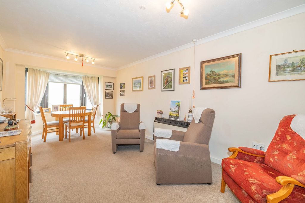 Property photo 2 of 10 Picture 2