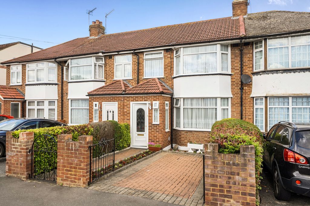 Property photo 1 of 15 1455397-17-69Fb39...