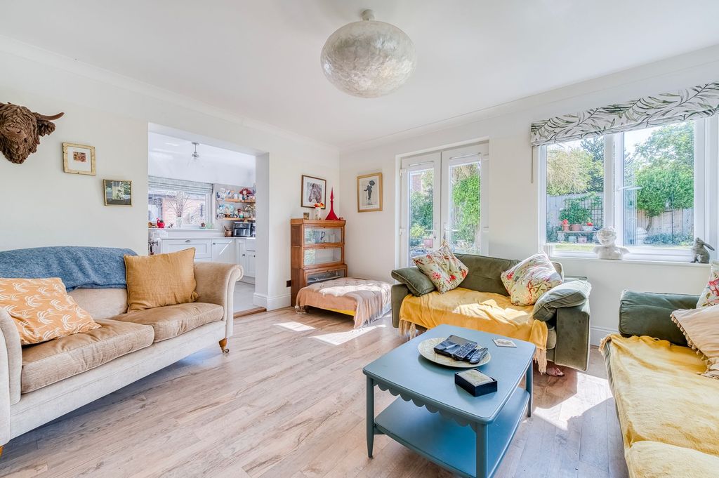 Property photo 3 of 26