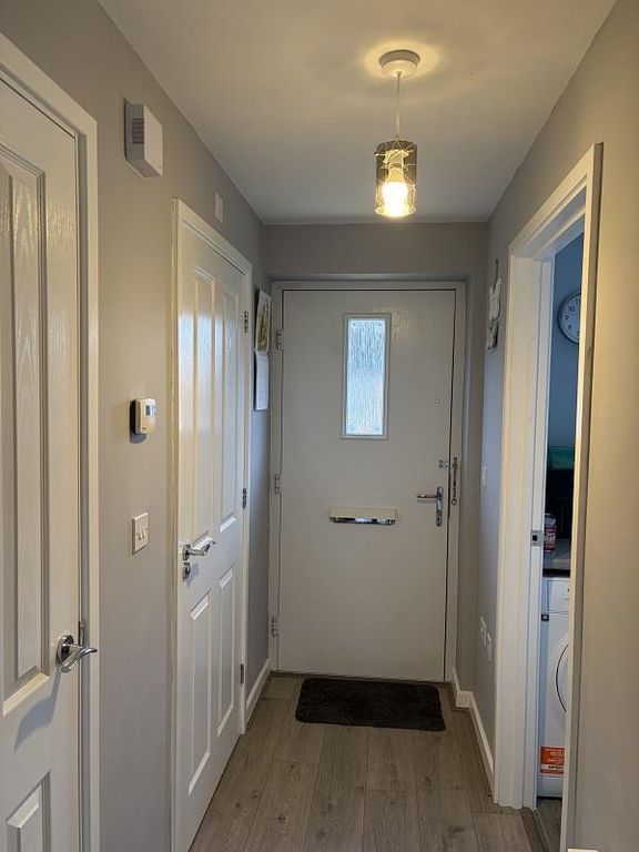 Property photo 3 of 26 4 Dalesbred Ave - 24.Jpg