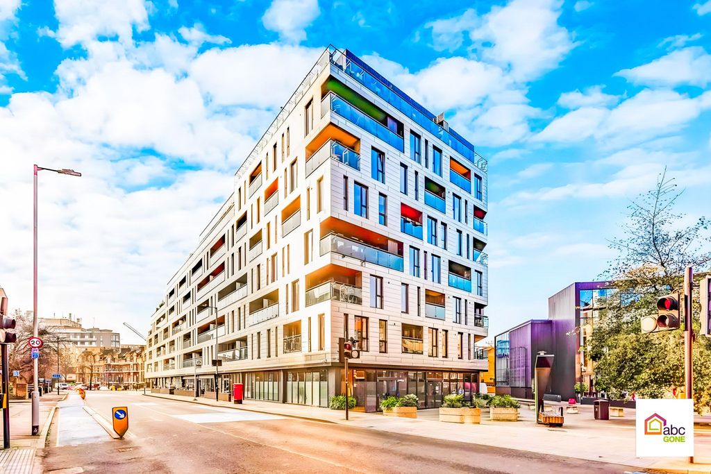 Property photo 1 of 28