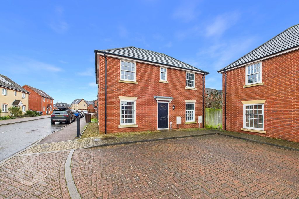 Property photo 1 of 27