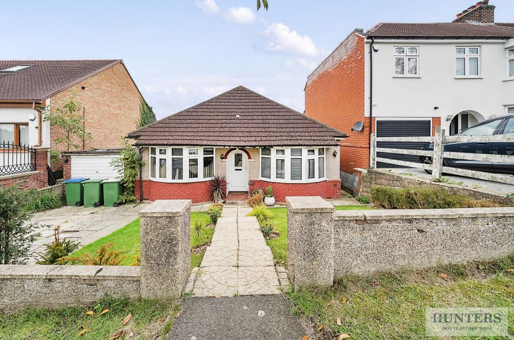 Property photo 2 of 19 External