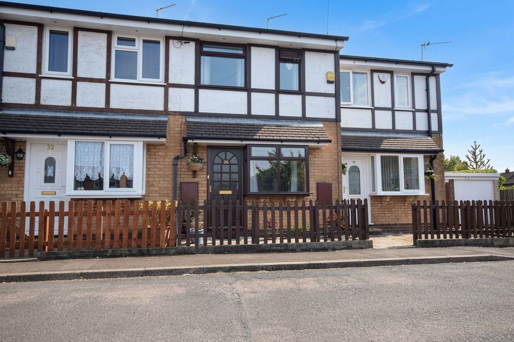 Property photo 1 of 2