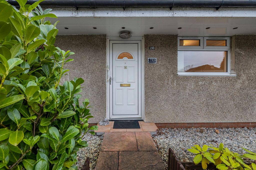 Property photo 2 of 24