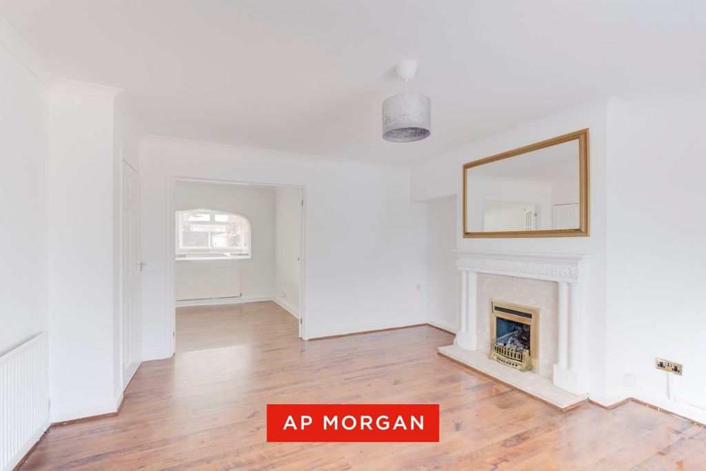 Property photo 2 of 13 Picture No. 04