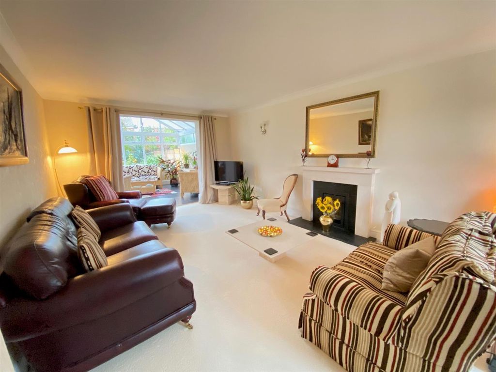 Property photo 2 of 23 Living Room.Jpg