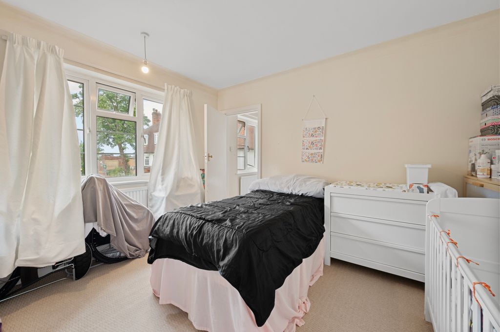 Property photo 3 of 16 Picture No. 35