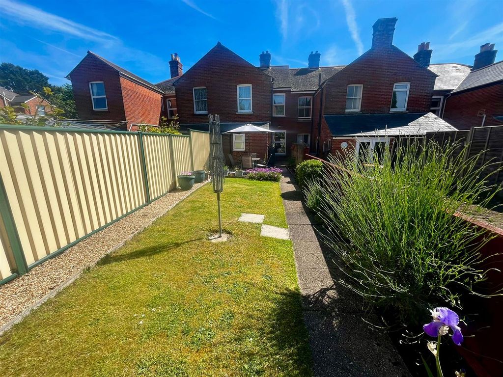 Property photo 1 of 26 Rear Garden Long Shot Sunny.Jpeg