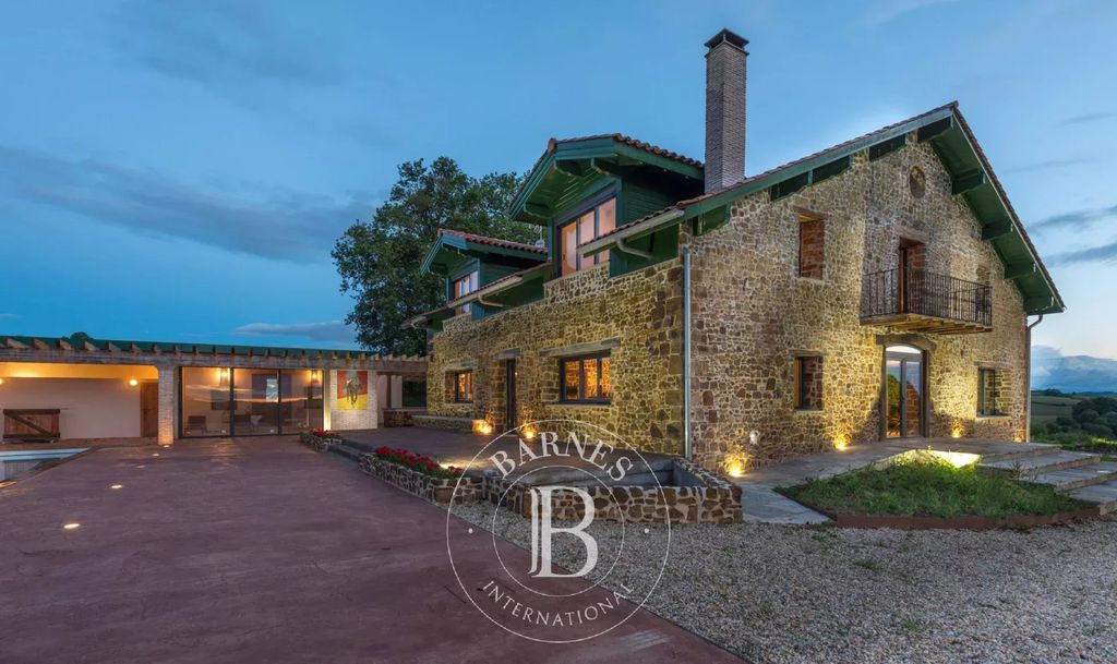 Property photo 1 of 43