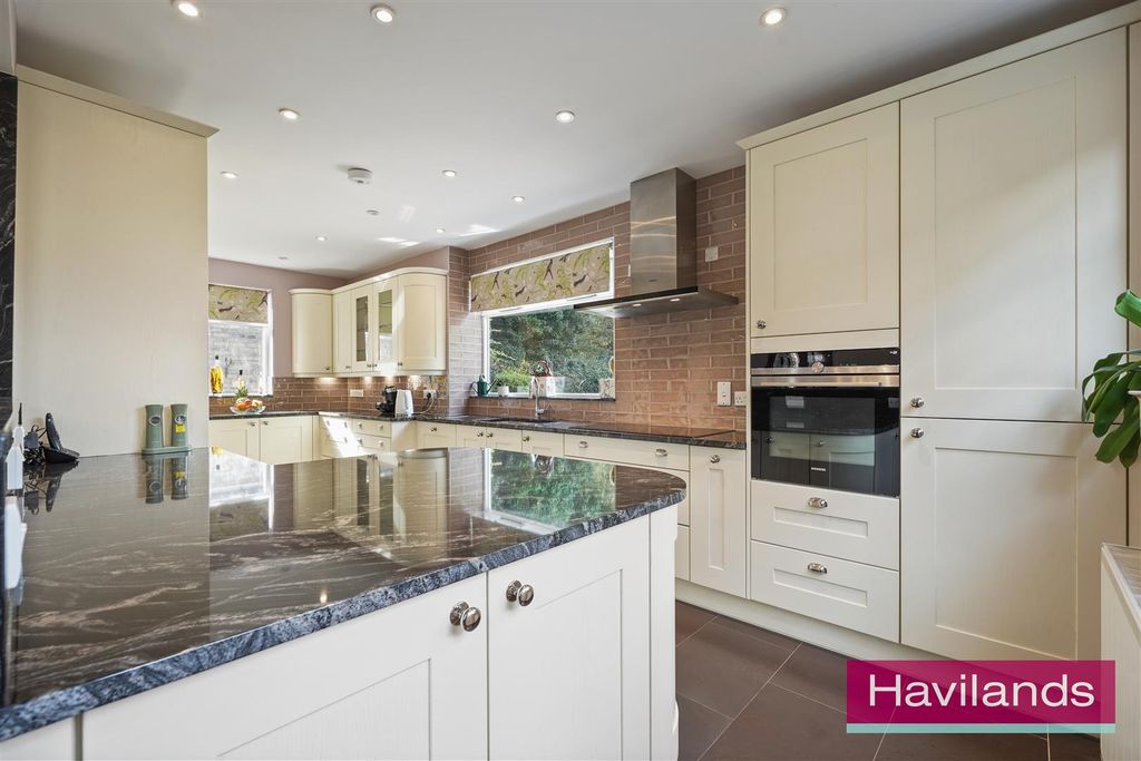 Additional image 9 of 5 bed detached house for saleWellington Road, Enfield EN1