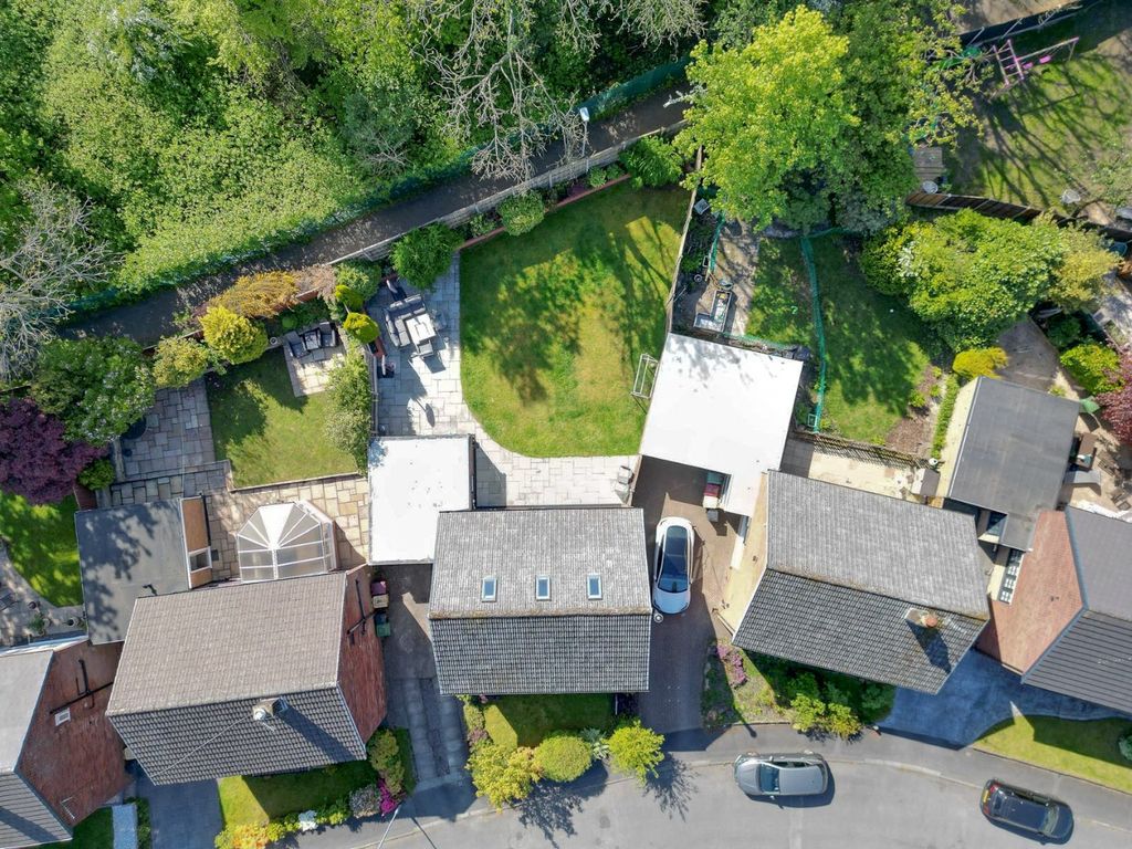 Property photo 2 of 36 4065795