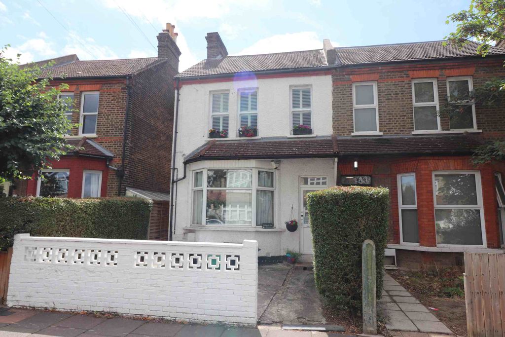 Property photo 3 of 15