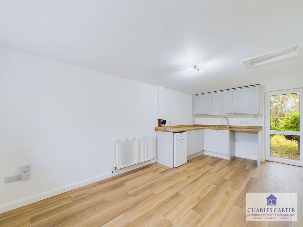 Additional image 4 of 5 bed bungalow to rentOrchard Dene, Ankerdine Road, Lower Broadheath, Worcester WR2