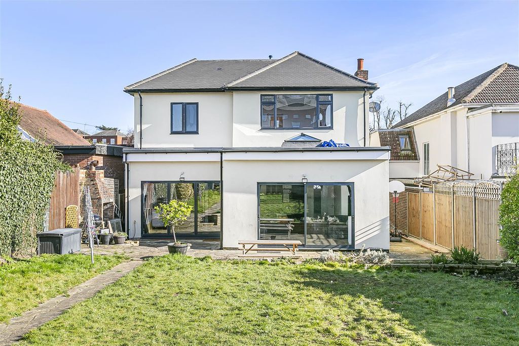 Additional image 30 of 5 bed detached house for saleOak Avenue, Enfield EN2