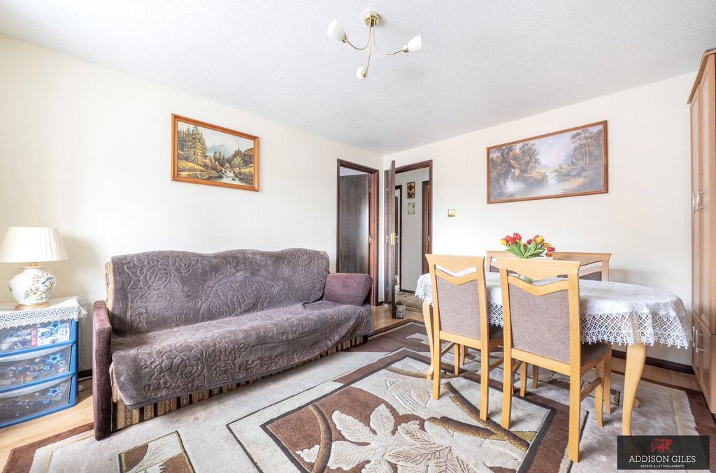 Property photo 2 of 18 Picture No. 04