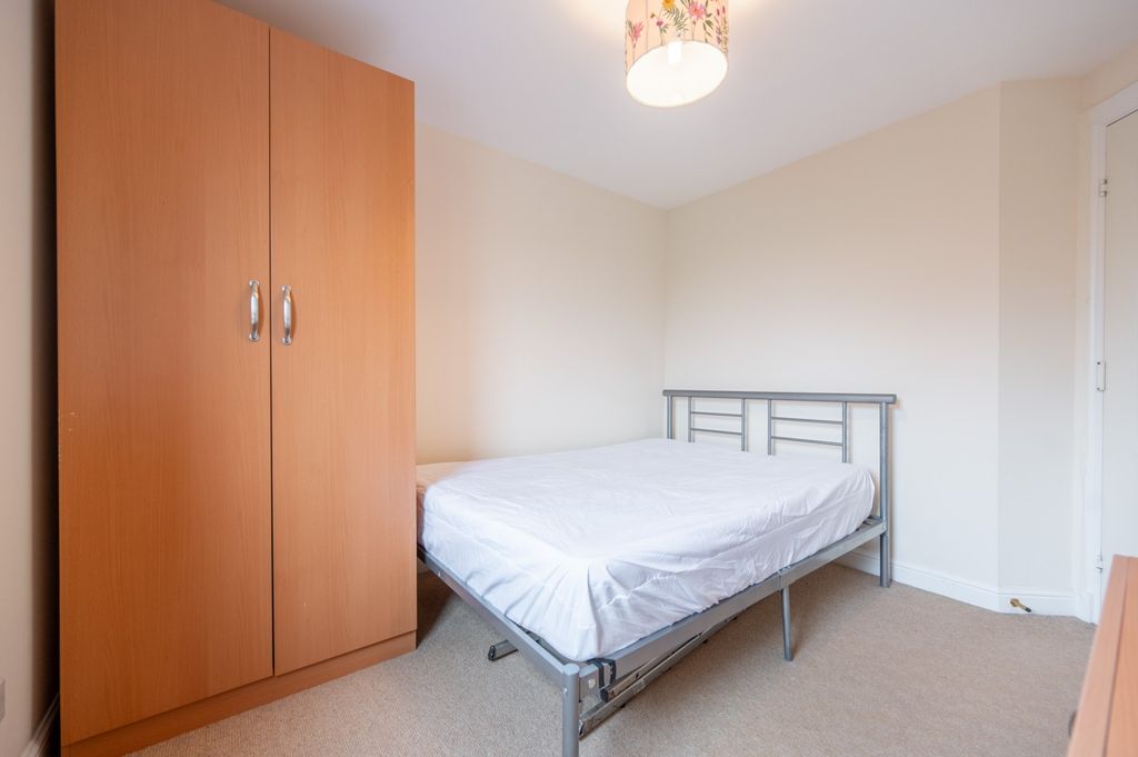 Additional image 8 of 2 bed flat to rentMillstream Court, Paisley, Renfrewshire PA1