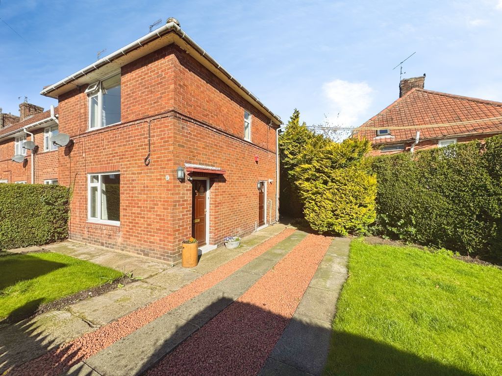 Property photo 1 of 10 Photo 6