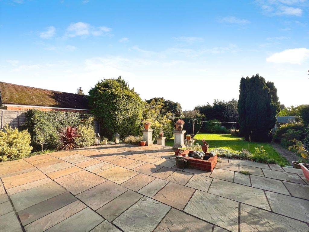 Property photo 2 of 30