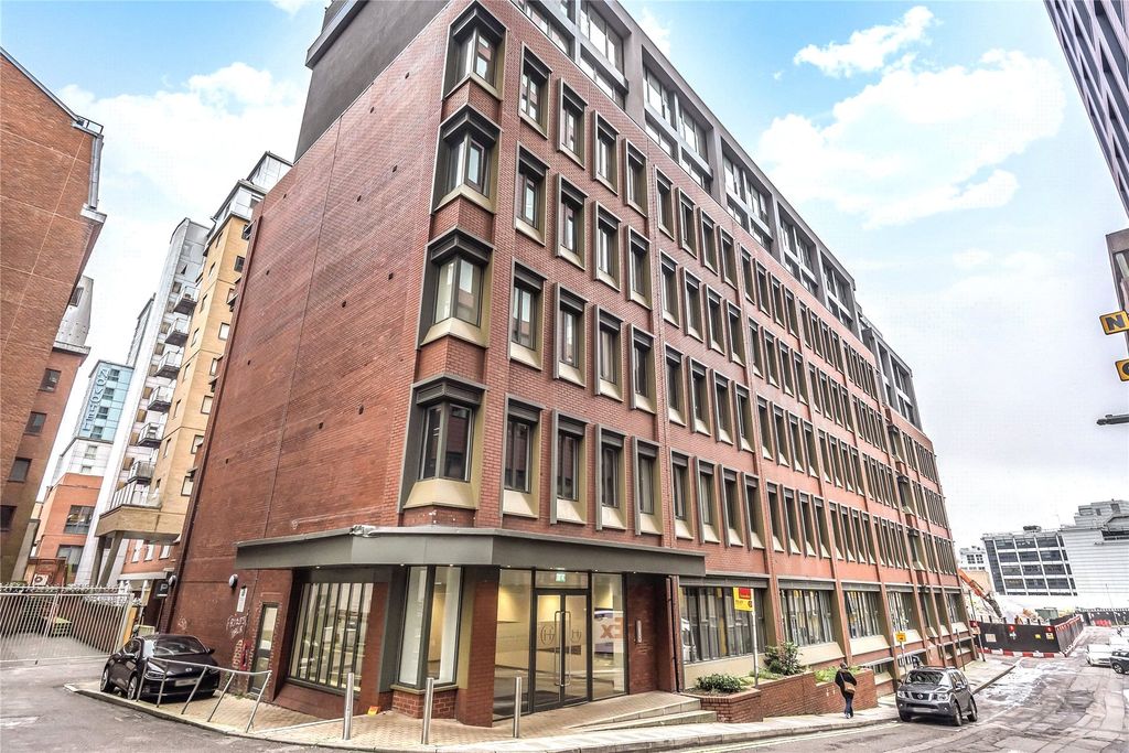 Property photo 1 of 5 Front