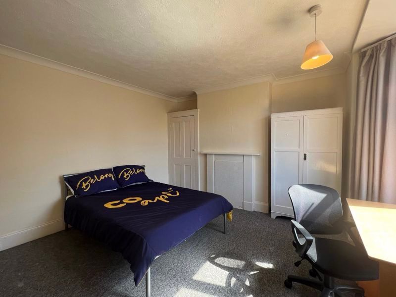 Property photo 1 of 10 Photo 17