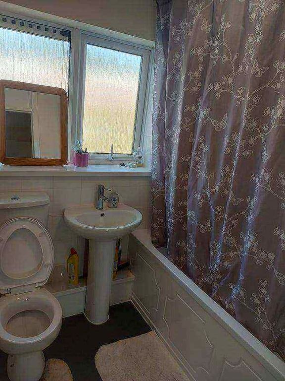 Property photo 2 of 3