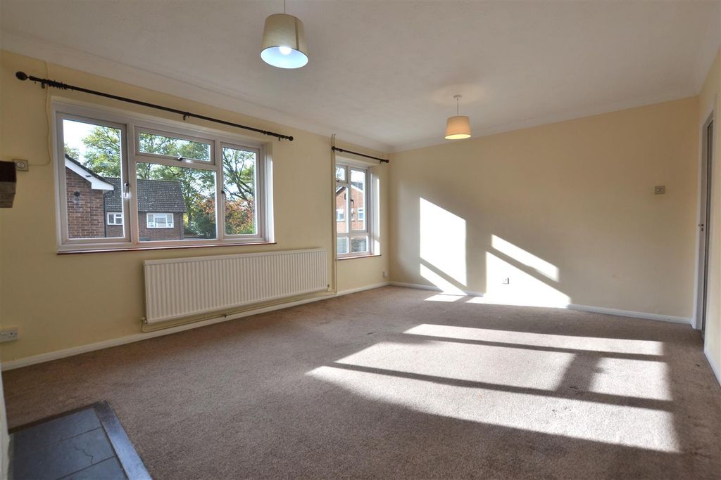 Property photo 3 of 12 Living, Dining Room 1.Jpg