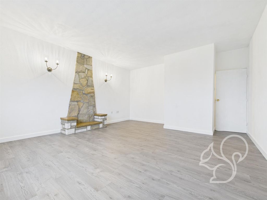 Property photo 3 of 12 Living Room