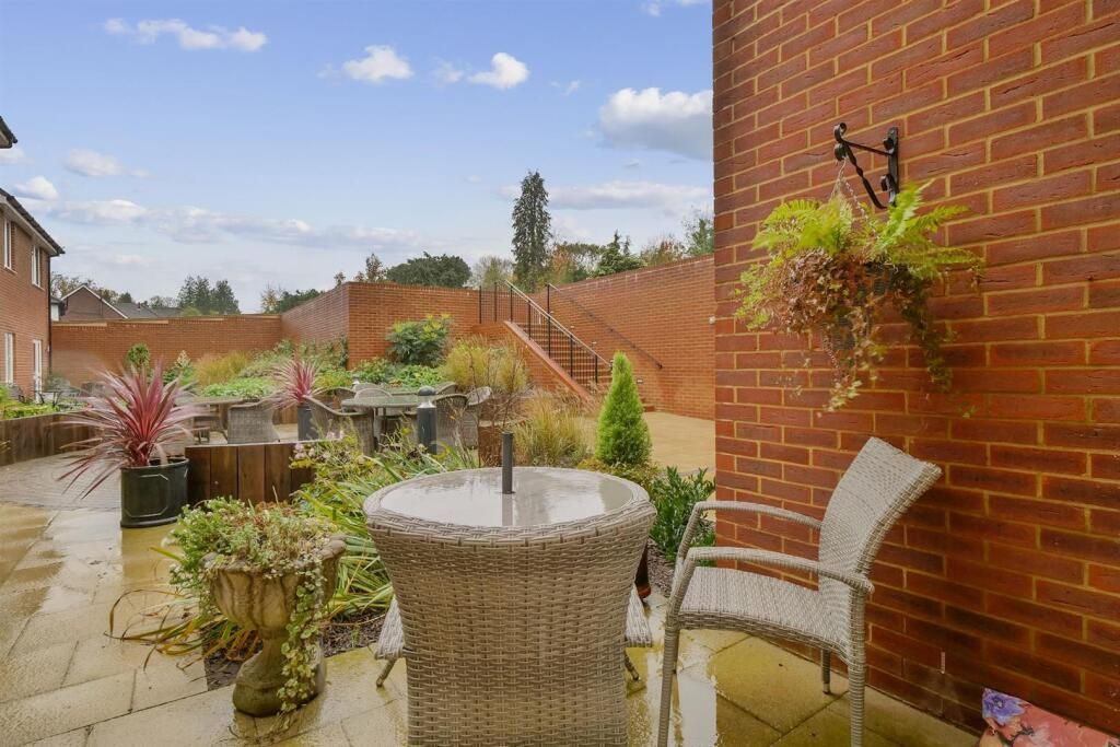 Property photo 1 of 9 181997_33959754_Img_07_0000.Jpeg